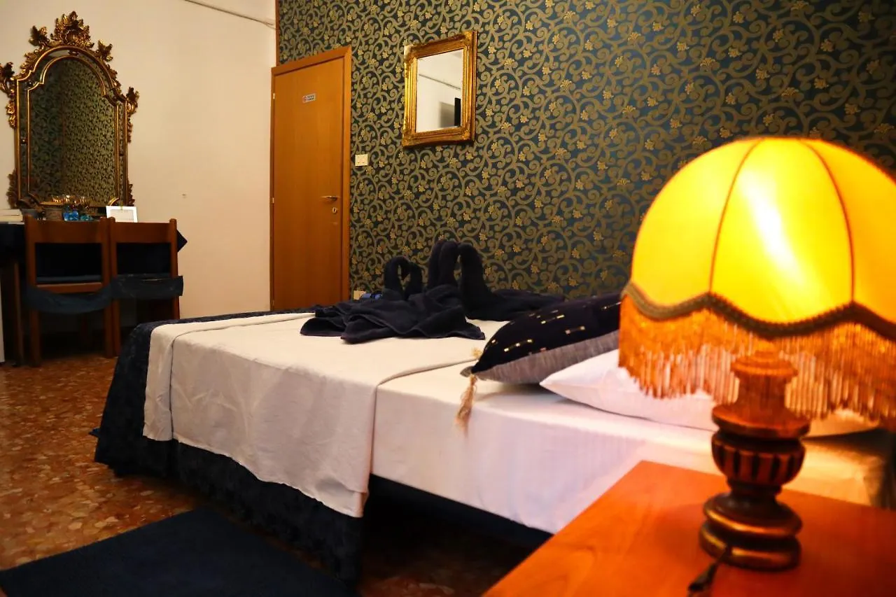 Venice Rainbow Apartment Guest house