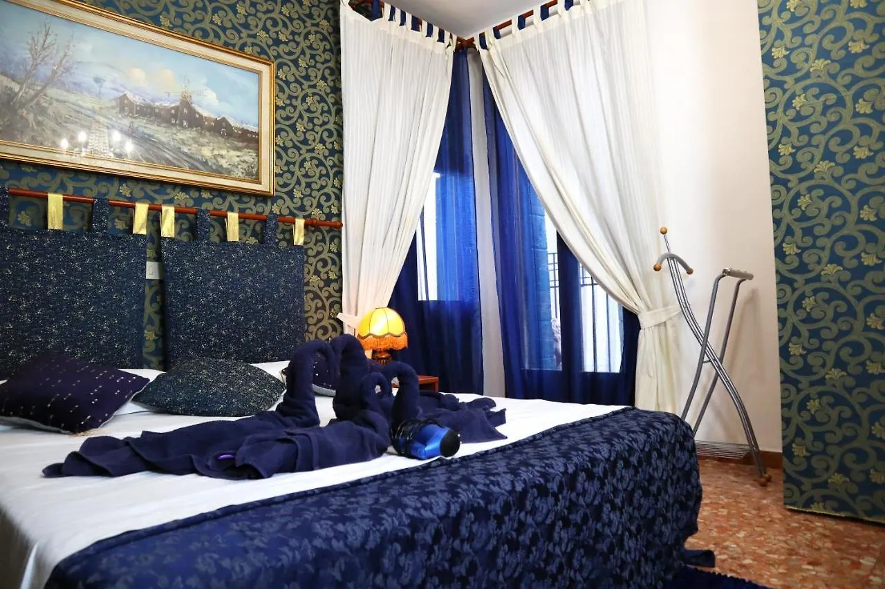 Venice Rainbow Apartment