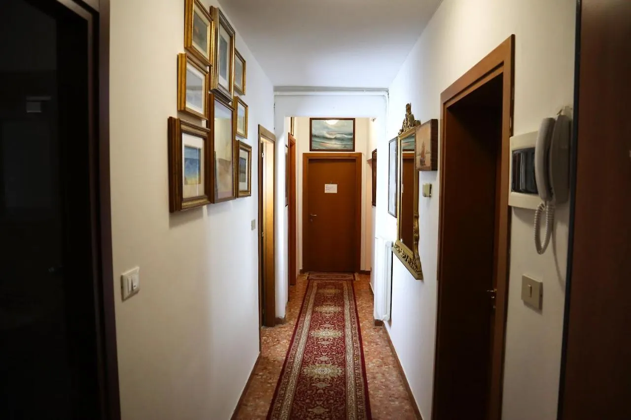 Pensión Venice Rainbow Apartment Italia